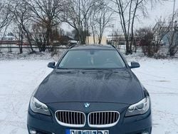 Grau Gebraucht 2016 BMW 520 Kombi | 11.000 € (Guter Preis)