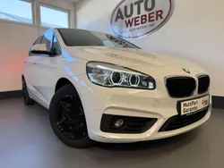Alpinweiss iii Gebraucht 2017 BMW 220 Advantage Kombi | 14.890 € (Fairer Preis)