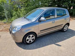 Grau Gebraucht 2011 Kia Picanto 2 Kleinwagen | 2.650 € (Etwas zu teuer)