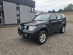 Schwarz Gebraucht 2009 Nissan Pathfinder XE SUV | 9.499 € (Etwas zu teuer)