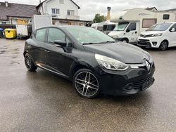 Schwarz Gebraucht 2015 Renault Clio IV LIMITED Limousine | 6.650 € (Guter Preis)