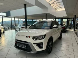 Weiss Gebraucht 2024 Ssangyong Tivoli SUV | 22.980 € (Fairer Preis)