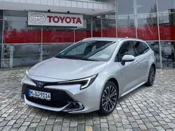 Silber Gebraucht 2025 Toyota Corolla Team Kombi | 38.990 €