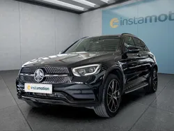 Schwarz Gebraucht 2021 Mercedes GLC300e SUV | 42.449 €