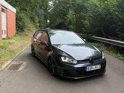 Grau Gebraucht 2015 VW Golf VII GTD Kombi | 10.799 € (Guter Preis)