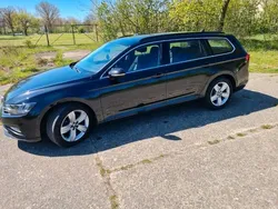 Schwarz Gebraucht 2019 VW Passat Comfortline Kombi | 18.900 € (Fairer Preis)