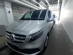 Silber Gebraucht 2023 Mercedes V250 Edition Van / Kleinbus | 45.000 € (Guter Preis)