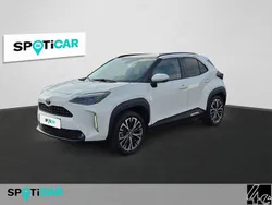 Weiß Gebraucht 2023 Toyota Yaris Cross Elegant SUV | 25.850 € (Fairer Preis)