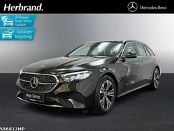 Metalliclack obsidianschwarz Gebraucht 2024 Mercedes E220 Avantgarde Kombi | 45.890 € (Superpreis)