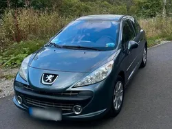 Grau Gebraucht 2006 Peugeot 207 Kleinwagen | 800 € (Fairer Preis)