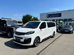Weiß Gebraucht 2022 Opel Zafira Life Elegance Van | 39.900 € (Etwas zu teuer)
