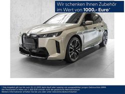 Dune grey metallic Neu 2025 BMW iX M Sport SUV | 83.980 € (Fairer Preis)