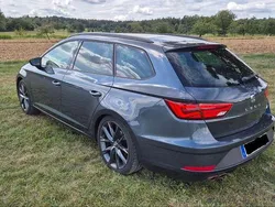 Grau Gebraucht 2019 Seat Leon ST FR Kombi | 17.999 € (Fairer Preis)