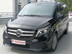 Obsidianschwarzmet. Gebraucht 2020 Mercedes V220 Van / Kleinbus | 35.890 € (Guter Preis)