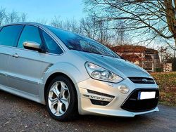 Silber Gebraucht 2011 Ford S-MAX Titanium S Van / Kleinbus | 7.850 € (Etwas zu teuer)