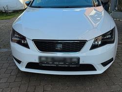Weiß Gebraucht 2015 Seat Leon CONNECT Kleinwagen | 9.000 € (Guter Preis)