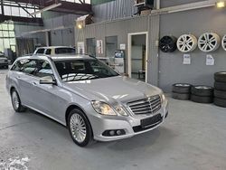 Silber Gebraucht 2010 Mercedes E200 Kombi | 11.950 € (Fairer Preis)