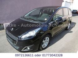Schwarz Gebraucht 2013 Peugeot 5008 Style Van / Kleinbus | 6.990 € (Fairer Preis)