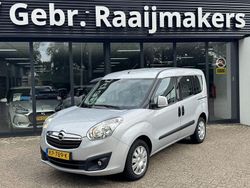 Grau Gebraucht 2016 Opel Combo Van / Kleinbus | 6.897 € (Etwas zu teuer)