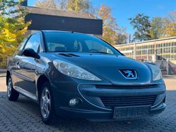 Grau Gebraucht 2011 Peugeot 206+ Basis Kleinwagen | 2.450 € (Fairer Preis)