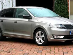 Gold Gebraucht 2013 Skoda Rapid Kombi | 3.900 € (Fairer Preis)