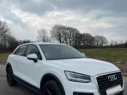 Weiß Gebraucht 2017 Audi Q2 Ambiente SUV | 18.800 € (Fairer Preis)