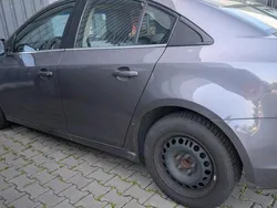 Grau Gebraucht 2010 Chevrolet Cruze Limousine | 4.300 €