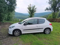 Weiß Gebraucht 2011 Peugeot 206+ Kleinwagen | 1.500 € (Superpreis)
