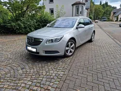 Silber Gebraucht 2010 Opel Insignia Innovation Kombi | 3.990 € (Fairer Preis)