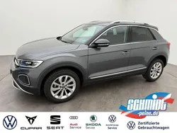 Grau Gebraucht 2024 VW T-Roc Business SUV | 27.900 € (Guter Preis)