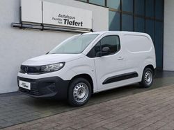 Weiß Gebraucht 2024 Opel Combo Van / Kleinbus | 20.400 € (Fairer Preis)