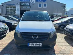 Weiß Gebraucht 2015 Mercedes Vito Van / Kleinbus | 15.900 € (Teuer)