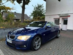 Blau Gebraucht 2011 BMW 325 Cabriolet M Sport Cabrio | 12.000 € (Teuer)