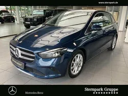 Denimblau Gebraucht 2022 Mercedes B180 Progressive Van / Kleinbus | 26.890 € (Fairer Preis)