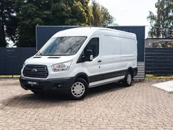 Weiß Gebraucht 2019 Ford Transit Trend Van / Kleinbus | 17.790 € (Fairer Preis)