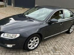Grau Gebraucht 2015 Volvo S80 Limousine | 9.950 € (Guter Preis)