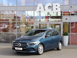 Blau Gebraucht 2022 Mercedes B180 Business Van / Kleinbus | 27.900 € (Fairer Preis)