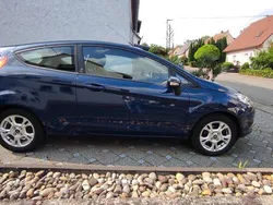 Blau Gebraucht 2013 Ford Fiesta Champions Edition Kleinwagen | 6.150 € (Fairer Preis)