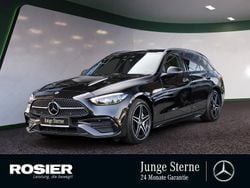 Schwarz / obsidianschwarz Gebraucht 2023 Mercedes C300 AMG Kombi | 43.147 € (Teuer)