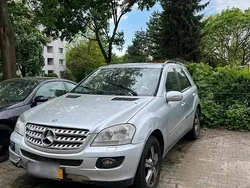 Gebraucht 2006 Mercedes ML320 SUV | 4.400 €