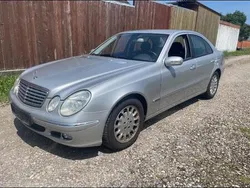Silber Gebraucht 2005 Mercedes E220 Limousine | 3.800 € (Guter Preis)