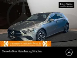 Grau Gebraucht 2024 Mercedes A180 Advanced Limousine | 27.290 € (Guter Preis)
