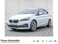 Weiß Gebraucht 2021 BMW 220 Sport Line Van / Kleinbus | 23.495 € (Guter Preis)