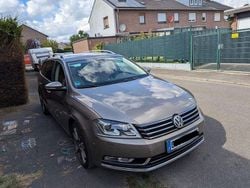 Gold Gebraucht 2011 VW Passat Highline Kombi | 9.600 € (Fairer Preis)