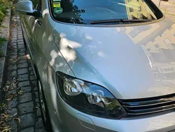 Grau Gebraucht 2011 VW Golf Plus Cross Van / Kleinbus | 9.800 € (Teuer)