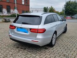 Silber Gebraucht 2018 Mercedes E220 Kombi | 14.399 € (Fairer Preis)
