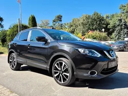 Schwarz Gebraucht 2016 Nissan Qashqai Tekna SUV | 15.990 € (Fairer Preis)