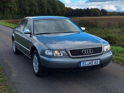 Grau Gebraucht 1996 Audi A8 Limousine | 7.200 €