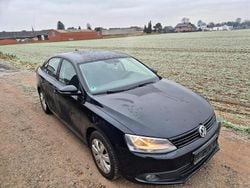 Schwarz Gebraucht 2011 VW Jetta Limousine | 4.499 € (Etwas zu teuer)