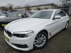 Mineralweiss metallic Gebraucht 2019 BMW 520 Sport Line Limousine | 27.990 € (Guter Preis)